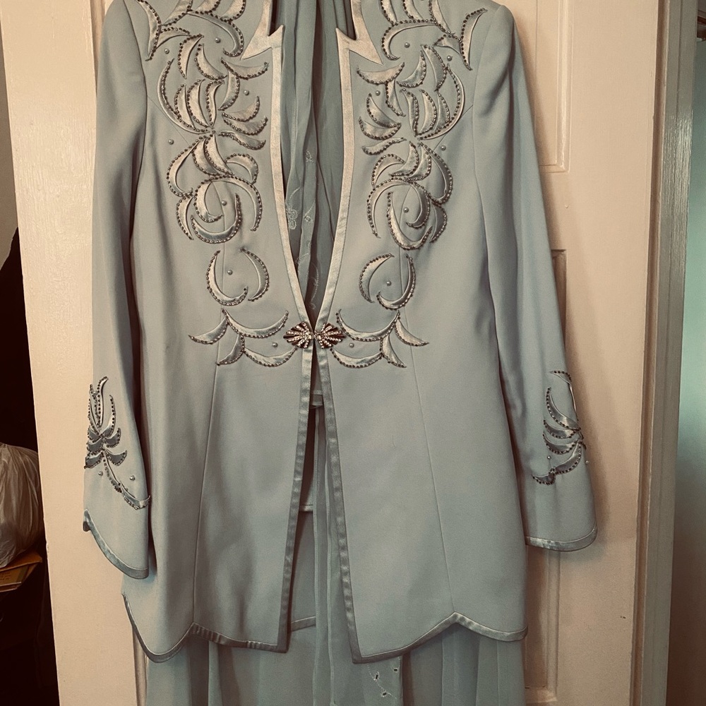 Women’s 4 pc skirt suit